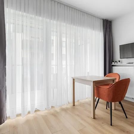 Apartment Stylowe Z Balkonem Blisko Rynku By Renters *