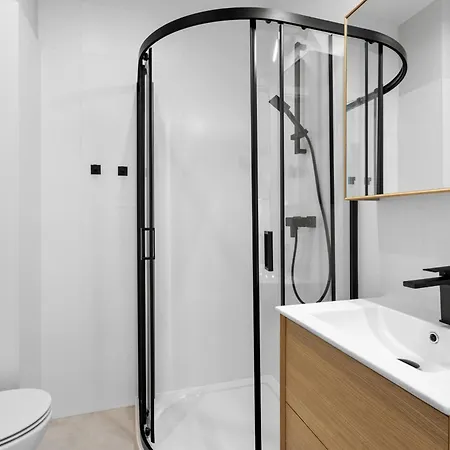 Stylowe Z Balkonem Blisko Rynku By Renters * Poznan