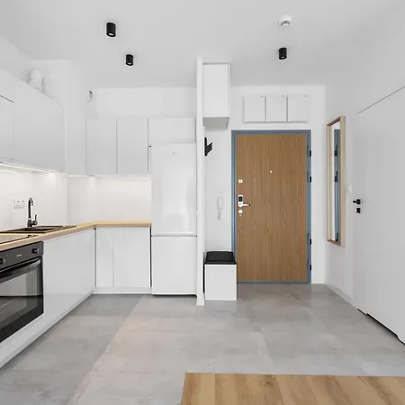 Stylowe Z Balkonem Blisko Rynku By Renters Poznan